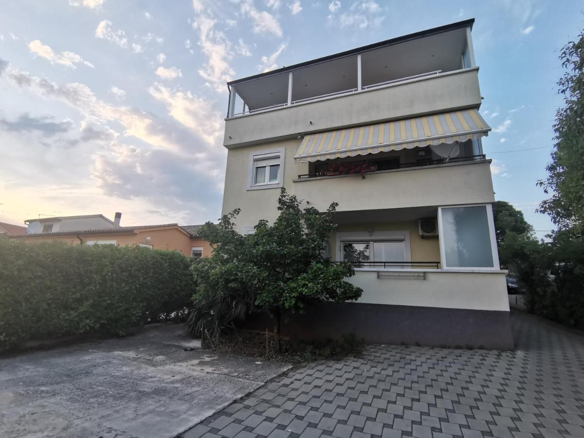 Nice Sunny Apartment 普拉 外观 照片