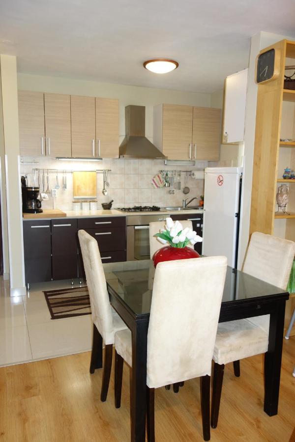 Nice Sunny Apartment 普拉 外观 照片